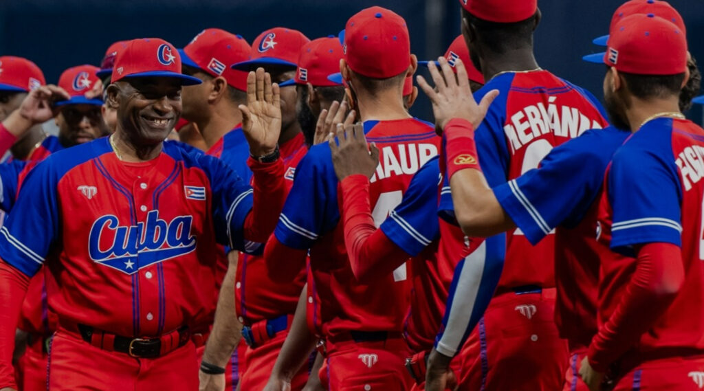 saluto squadra cuba